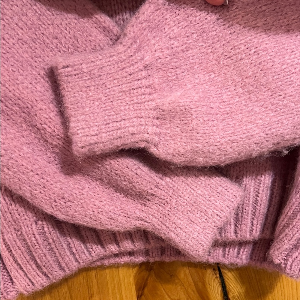 HYFVE Off-Shoulder Chunky Knit Pink Sweater - Picture 7 of 7